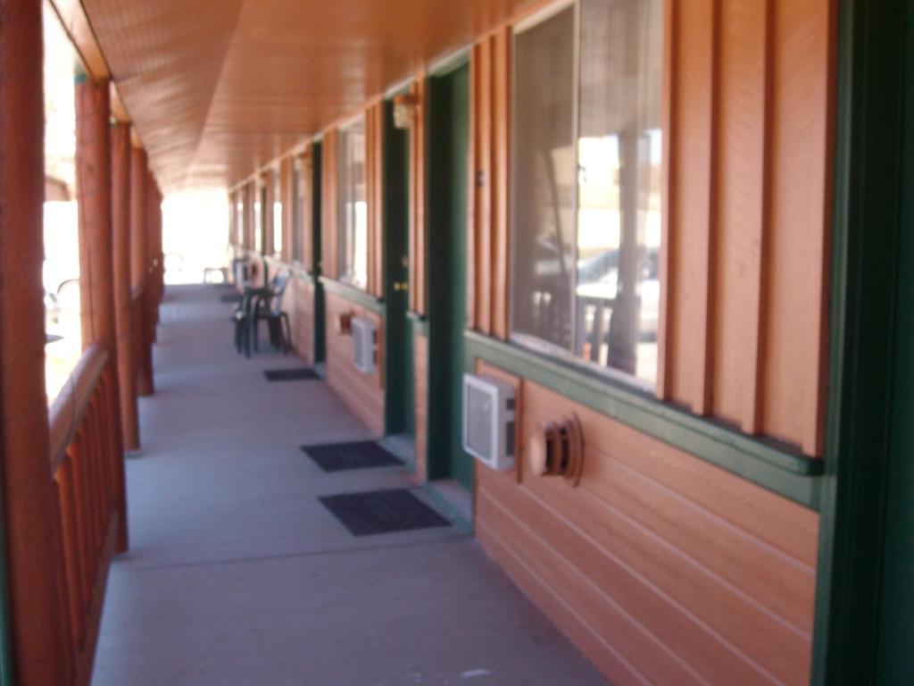 Western Motel Ranchester ภายนอก รูปภาพ